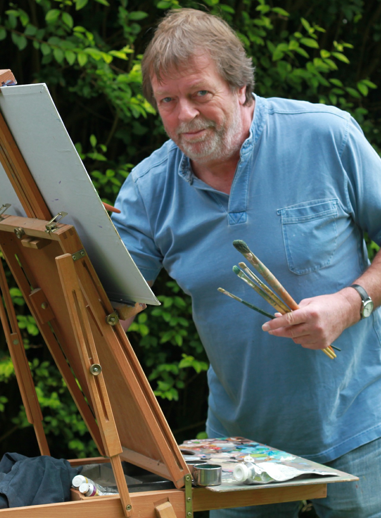 Alpha Painting Holiday Tutor - Kevin Scully